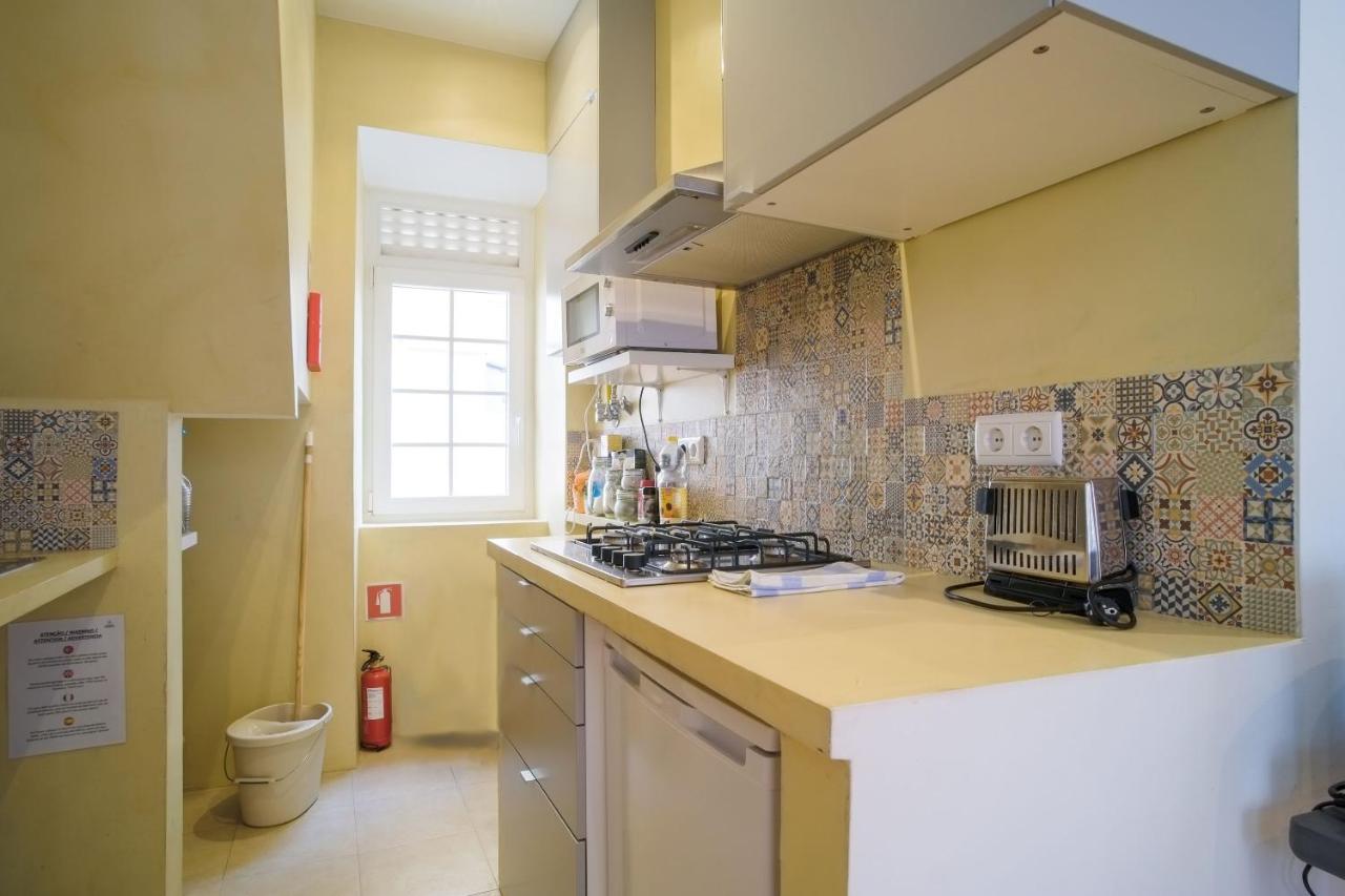 Bright And Sunny Apartment Lissabon Exterior foto